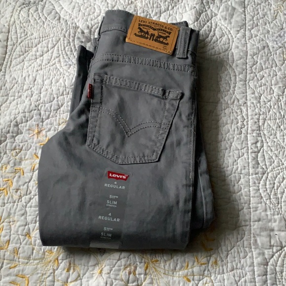 NWOT Boys Levi’s 511 pants size 4 regular - Picture 1 of 5